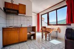 Ferienwohnung - Apartments Malo Lago - One-Bedroom Apartment with Two Balconies and Sea View - Attic (Apartment 2) - Ferienunterkunft in Lastovo (2 Personen)