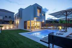 Ferienhaus, Exklusive Unterkunft - Koras Villa - Ferienunterkunft in Kastel Stari (8 Personen)