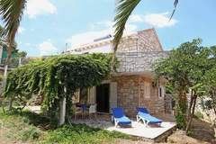 Ferienhaus - Holiday Home Beach Olivia - Ferienunterkunft in Lumbarda (6 Personen)