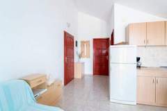 Ferienwohnung - Apartments Ana & Bogdan - One Bedroom Apartment with Balcony and Sea View (A2) (ST) - Ferienunterkunft in Postira (3 Personen)