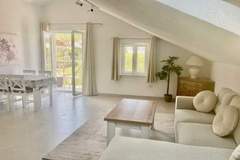 Ferienwohnung - Apartment Villa Sunshine - Two Bedroom  Apartment with Terrace - Ferienunterkunft in Sutivan (4 Personen)