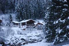 Ferienhaus - Backyard Mountain Hostel - Ferienunterkunft in Mayrhofen (14 Personen)