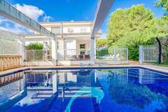Ferienhaus - Sirenas - Ferienunterkunft in Playa de Muro (8 Personen)