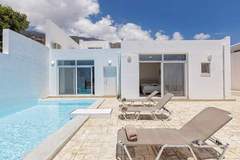 Ferienhaus, Exklusive Unterkunft - Petres 4 - Ferienunterkunft in Mariou (4 Personen)