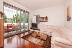 Ferienwohnung - Apartments Nikolina (ST)- Comfort Two Bedroom Apartment(A1) - Ferienunterkunft in Split (4 Personen)