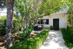 Ferienhaus - House Oleandar - Ferienunterkunft in Sukosan (5 Personen)
