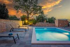 Ferienwohnung - Cesare 1 - Modern Apartment with Shared Pool - Ferienunterkunft in Liznjan (6 Personen)