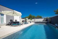 Ferienhaus, Exklusive Unterkunft - Villa Marsel (4+2) - Private Pool and Jacuzzi - Ferienunterkunft in Gajana (6 Personen)