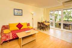 Ferienwohnung - Apartments Radic - Studio Apartment (2-3 Adults) - Kneza Domagoja Street - BR 3 - Ferienunterkunft in Dubrovnik (3 Personen)