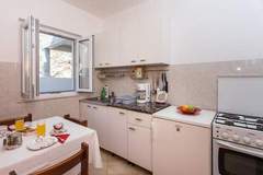 Ferienwohnung - Villa Malfi - Standard One-Bedroom Apartment with Sea View (A4) - Ferienunterkunft in Zaton (2 Personen)