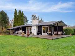 Ferienhaus - Ferienhaus Hovi - 850m from the sea