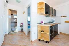 Ferienwohnung - S&G Leko Apartmani - A4 - Ferienunterkunft in Rogoznica (4 Personen)