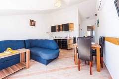 Ferienwohnung - S&G Leko Apartmani - A3 - Ferienunterkunft in Rogoznica (4 Personen)