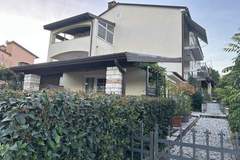 Ferienwohnung - Premium apartment Sunny - Ferienunterkunft in Porec (3 Personen)