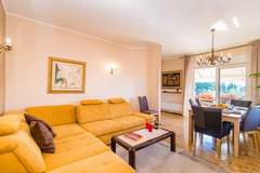 Ferienwohnung - Villa Amalija - Apartment Amy with Sea View - Ferienunterkunft in Medulin (6 Personen)