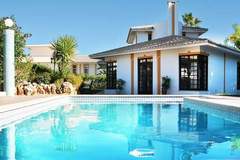 Ferienhaus, Exklusive Unterkunft - Villa Isa Joe - Ferienunterkunft in Almancil (6 Personen)
