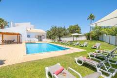 Ferienhaus, Exklusive Unterkunft - Villa Valentina - Ferienunterkunft in Almancil (12 Personen)