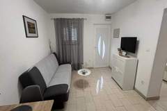 Ferienwohnung - Apartmani Vela Makarska - Studio With Garden View - Ferienunterkunft in Makarska (3 Personen)