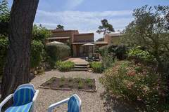 Ferienhaus - Villapark Le Jardin du Golf 9 - Ferienunterkunft in Nans-les-Pins (4 Personen)