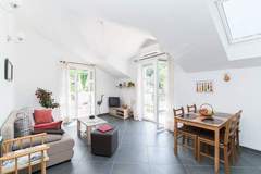 Ferienwohnung - Apartments Mare- One Bedroom Apartment with Terrace A2 (ST) - Ferienunterkunft in Postira (4 Personen)