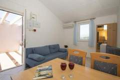 Ferienwohnung - Lumbarda Resort Apartments - Standard One-Bedroom Apartment E7 - Ferienunterkunft in Lumbarda (4 Personen)