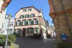 Ferienhaus - Zum Weissen Rössel - Ferienunterkunft in Ürzig (18 Personen)