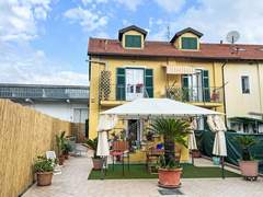 Ferienwohnung - Ferienwohnung Tra Mare e Collina