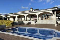 Ferienhaus, Exklusive Unterkunft - Vivalidays Villa Kiros - Ferienunterkunft in Tordera (12 Personen)
