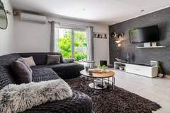 Ferienhaus - Holiday Home Sunny Side - Six Bedroom Holiday Home - Ferienunterkunft in Kastel Stafilic (10 Personen)