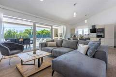 Ferienhaus, Exklusive Unterkunft - Three Bedroom Villa with Swiming Pool - Ferienunterkunft in Raša (6 Personen)