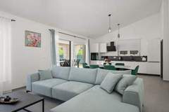 Ferienhaus, Exklusive Unterkunft - Villa SABINA - Santalezi - Three Bedroom Villa with Swimming Pool - Ferienunterkunft in Labin (6 Personen)