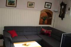 Ferienwohnung - Apartments Tina - One Bedrooom Apartment with Terrace - Ferienunterkunft in Novi Vinodolski (4 Personen)