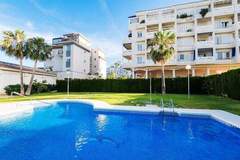 Ferienwohnung - Jábega - Ferienunterkunft in Torremolinos (8 Personen)