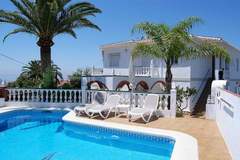 Ferienwohnung - Villa Sandra Top Floor Escape by Casasol - Ferienunterkunft in Nerja (5 Personen)