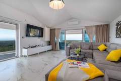 Ferienhaus, Exklusive Unterkunft - Luminous Infinity Villa with Pool and Gym - Six Bedroom Villa with Pool - Ferienunterkunft in Rogoznica (12 Personen)