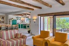 Ferienhaus, Exklusive Unterkunft - Authentic Villa Banić - Four Bedroom Villa With Pool - Ferienunterkunft in Livade (10 Personen)