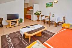 Ferienwohnung - Apartments Jacky - Comfort One Bedroom Apartment with Balcony (owner 3) - Ferienunterkunft in Hvar (2 Personen)