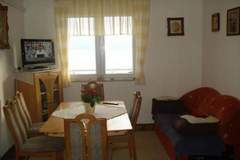 Ferienwohnung - Apartmani Cihorich - One Bedroom Apartment ( br 5) - Ferienunterkunft in Dugi Rat (5 Personen)