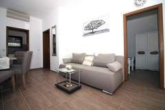Ferienwohnung - Zadar Coastal Haven - Two Bedroom Apartment With Balcony - Ferienunterkunft in Zadar (4 Personen)