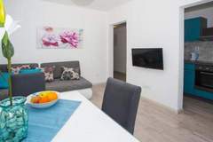 Ferienwohnung - Sea View Apartments Lendic Podgora - Two Bedroom Apartment with  Terrace and Sea View - Ferienunterkunft in Podgora (5 Personen)