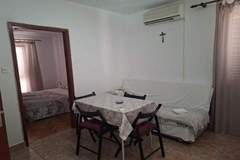 Ferienwohnung - Apartments Villa Šesto - One Bedroom Apartment with Balcony(2) - Ferienunterkunft in Biograd na Moru (4 Personen)