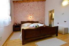 Ferienwohnung - Authentic Istrian Rooms for Unforgettable Stays - Doube Room - Ferienunterkunft in Vodnjan (2 Personen)