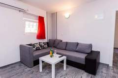 Ferienwohnung - Modern Apartments in Zadar with Private Terrace - One Bedroom Apartment with Terrace - Ferienunterkunft in Zadar (4 Personen)