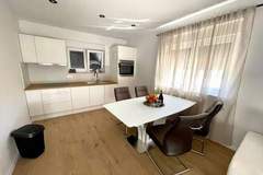 Ferienhaus, Exklusive Unterkunft - Villa  With Pool - Ferienunterkunft in Vodice (8 Personen)
