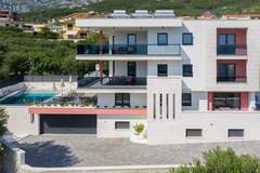 Ferienhaus, Exklusive Unterkunft - Ferienunterkunft in Makarska (8 Personen)