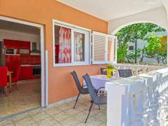 Ferienwohnung - Ferienwohnung Zora