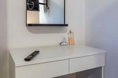 Ferienwohnung - Exquisite Prestige Luxury Apartments with Shared Pool - Comfort Two Bedroom Apartment with Balcony (owner 6) - Ferienunterkunft in Zadar (4 Personen)