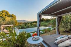 Ferienhaus, Exklusive Unterkunft - Villa Noa, a Private Retreat with View - Ferienunterkunft in Capannori (16 Personen)