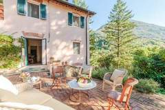 Ferienhaus, Exklusive Unterkunft - Villa Birdsong - Ferienunterkunft in Camaiore (6 Personen)