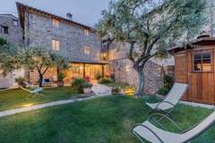 Ferienhaus, Exklusive Unterkunft - Dimora delle Camelie - Ferienunterkunft in Pieve di Compito (8 Personen)